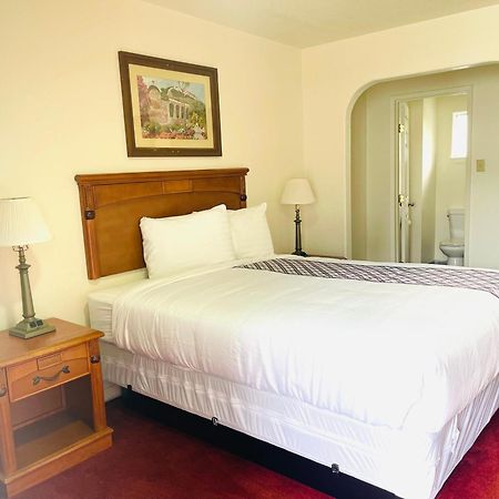 Deluxe Inn Hayward Dış mekan fotoğraf